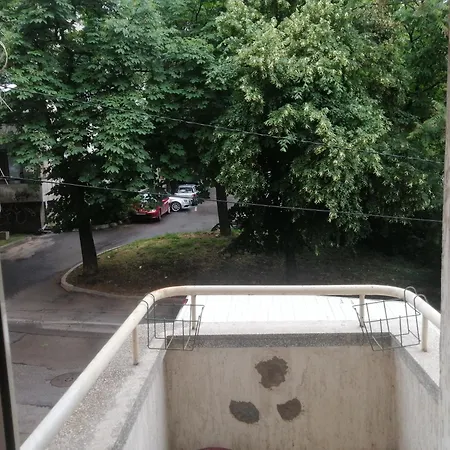 Appartement комфортен апартамент, безплатно гараж!