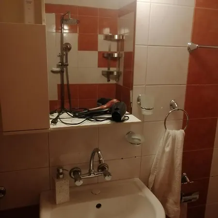 комфортен апартамент, безплатно гараж! Sofia