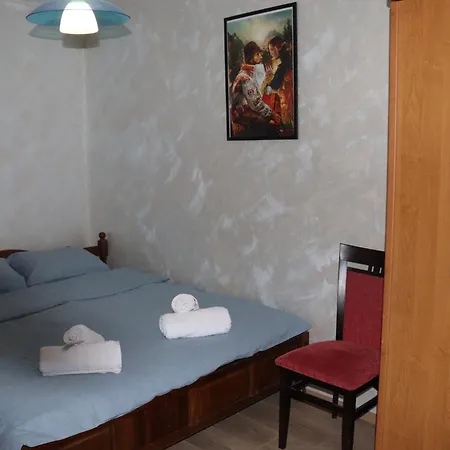 комфортен апартамент, безплатно гараж! *