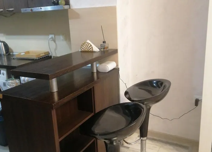 Apartament комфортен апартамент, безплатно гараж! *