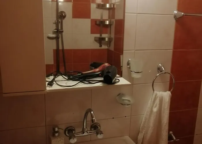 комфортен апартамент, безплатно гараж! Sofia