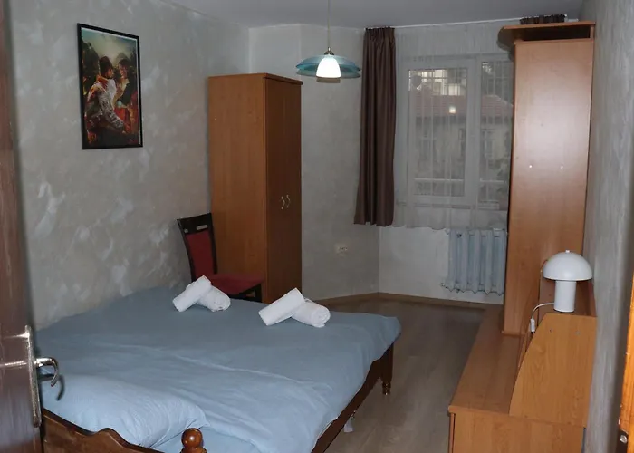 комфортен апартамент, безплатно гараж!