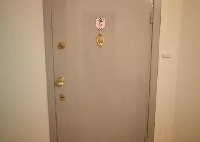 комфортен апартамент, безплатно гараж! Apartment Sofia