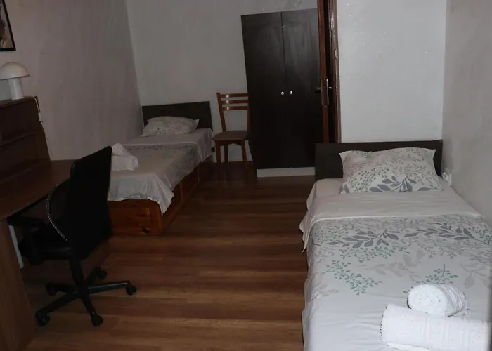 Apartment комфортен апартамент, безплатно гараж! *