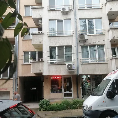 комфортен апартамент, безплатно гараж! * Sofia